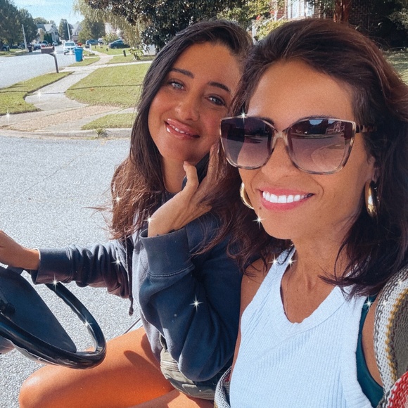 Meet your Posher, Ann - Picture 3 of 4